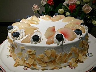 桃のショートケーキ